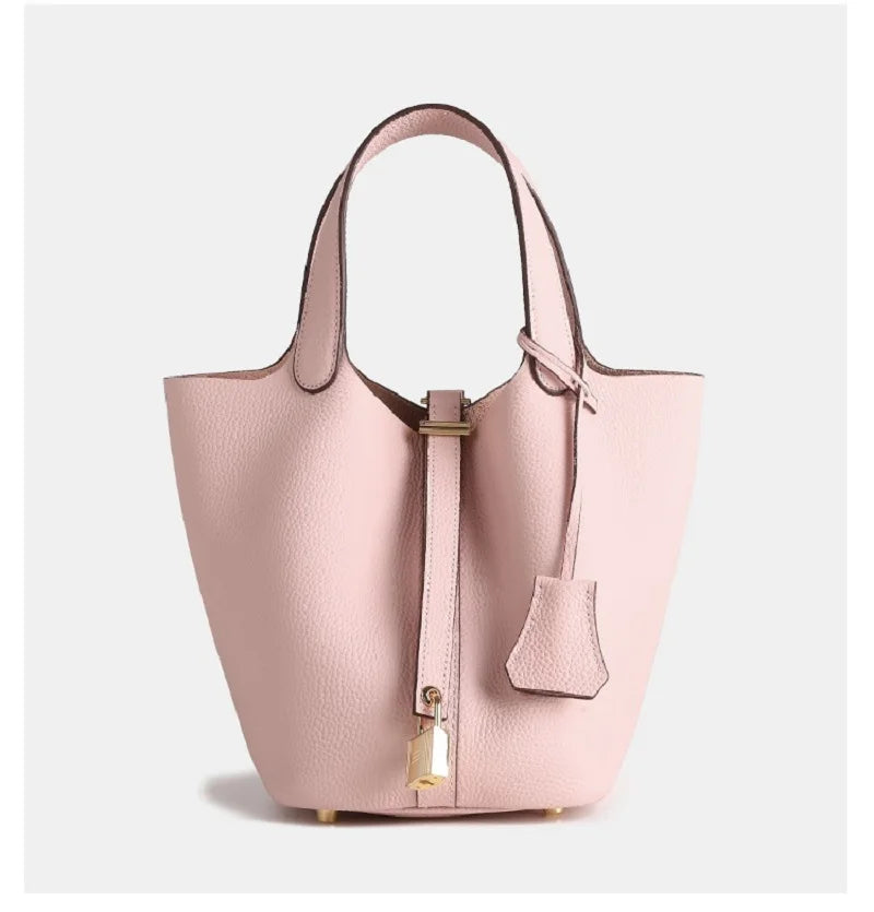 Bolso bombonera de piel color topo de lujo