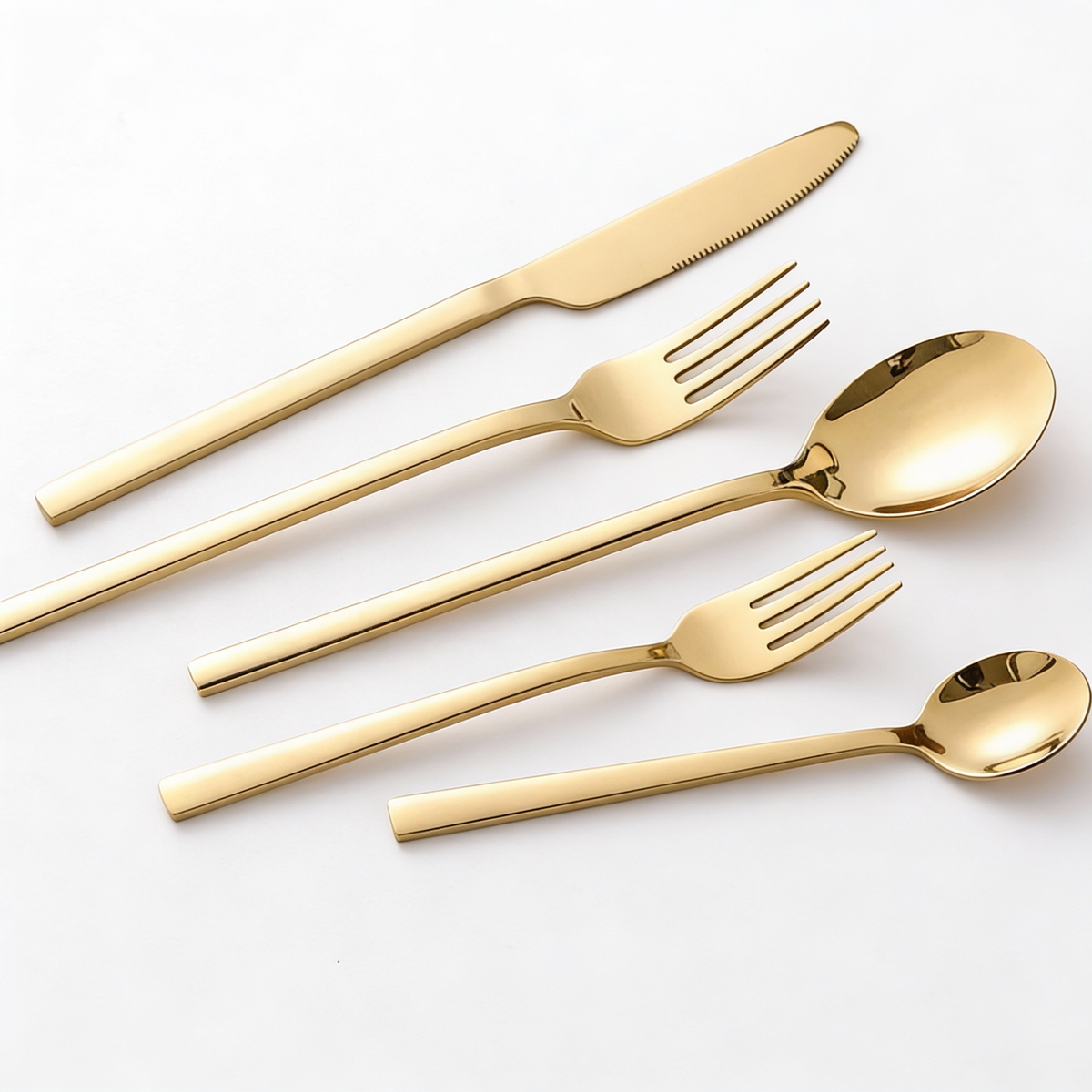 Flatware Set Service for 6 | 30-Piece Stainless Steel Silverware with Dinner Forks Spoons Knives | Dishwasher Safe Utensil Collection Gold S | Thomler
