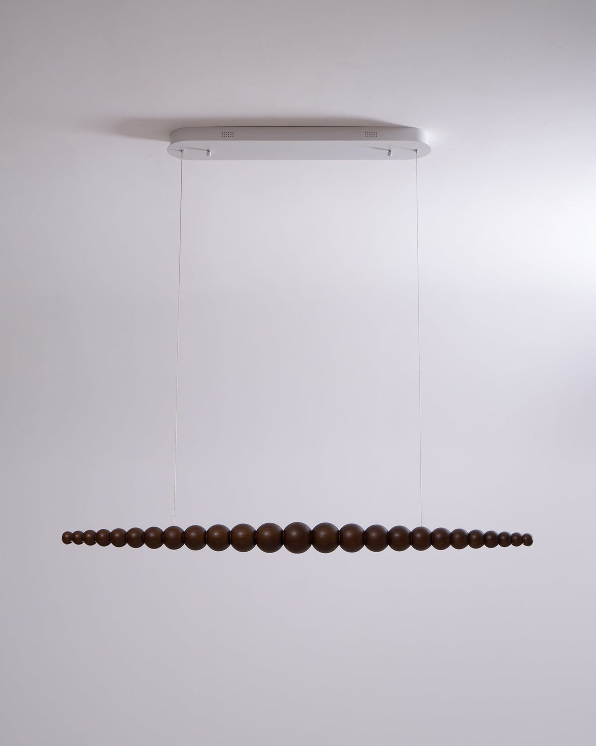 Hangende LED-armatuur 46 inch Metaal Hout Acryl Bolhanglamp 3000K Eigentijdse plafondlamp voor kookeiland eettafel | Thomler
