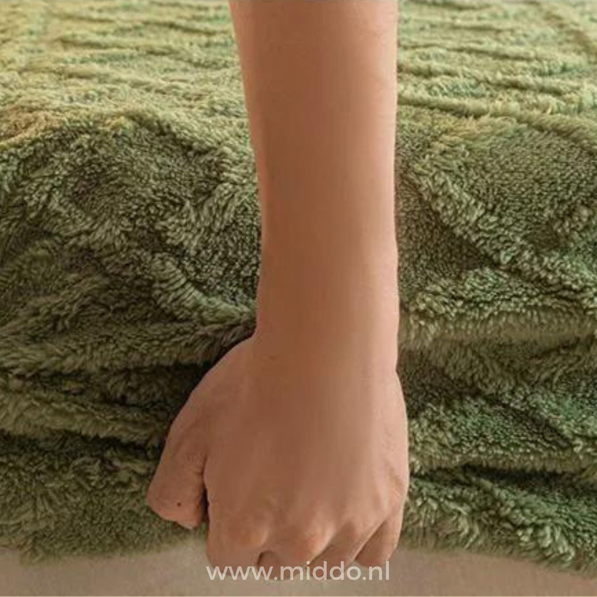 Spannbettlaken aus Plüsch-Samtfleece inklusive Kissenbezügen – ultraweich, warm & knitterfrei