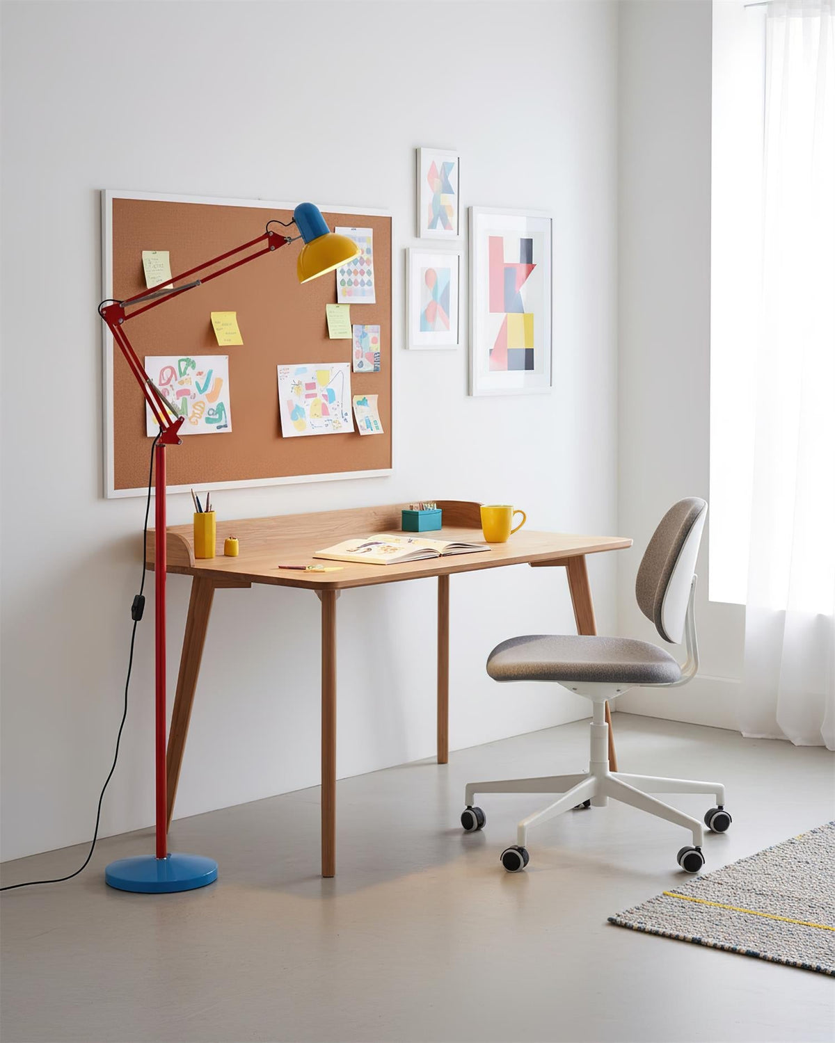 Lámpara de pie articulada de 74 pulgadas de altura, lámpara de lectura de metal ajustable, colorida en azul, rojo y amarillo, acento moderno para sala de estar u oficina | Thomler