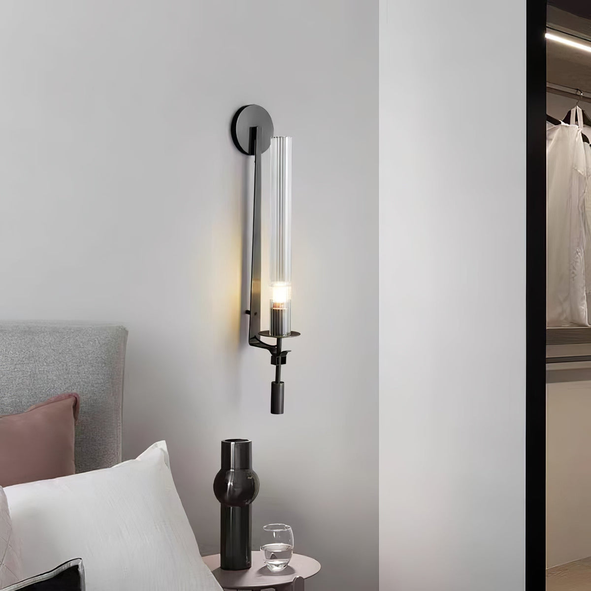 Wandlamp 28 inch Helderglazen buizen Metalen frame E26-fitting voor gangen, slaapkamers, woonkamers, entrees, hedendaags industrieel | Thomler