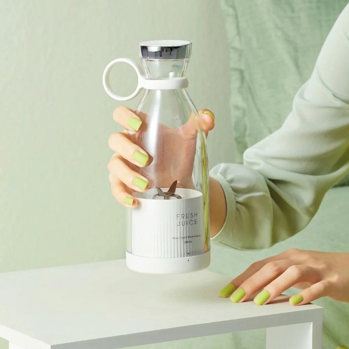 Personal Blender Rechargeable 14 fl oz Cup USB Powered 6-Blade Juicer for Shakes & Fruit Drinks Gym Travel Office Cordless Mini Mixer Protei | Thomler