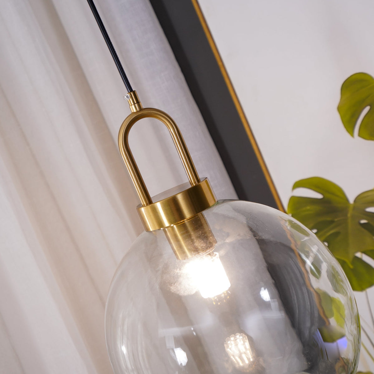 Glass Globe Hanging Light Fixture with Adjustable Cord for Dining Room Kitchen Island Bedroom Modern Minimalist Ceiling Pendant Lamp | Thomler