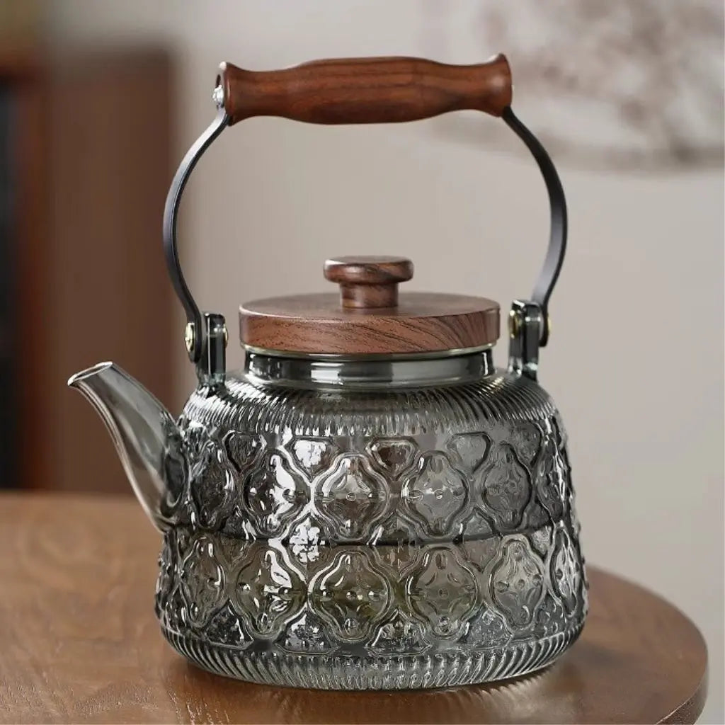 Transparente Glasteekanne mit herausnehmbarem Sieb & Holzgriff, 1 Liter Fassungsvermögen, hitzebeständiger Teebereiter für losen Kräuter-, Grün-, Schwarz- und Oolong-Tee für den täglichen Gebrauch | Thomler