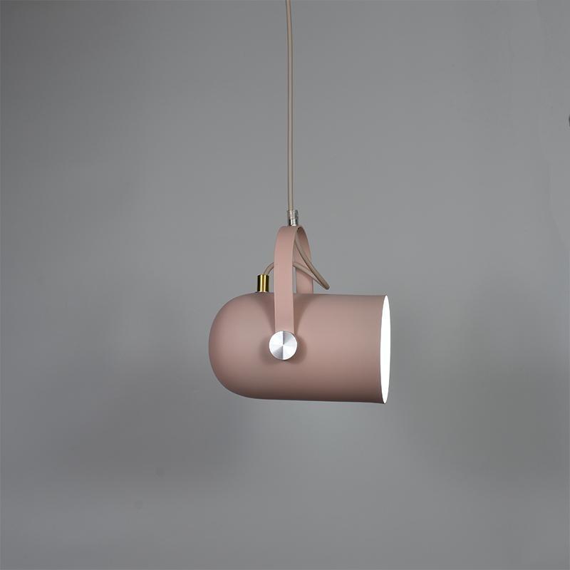 Verstellbare Metalldeckenleuchte E27-Fassung warmes Licht neigbarer Schirm über Kücheninsel Essecke Arbeitslicht modern minimalistisch skandinavischer Stil | Thomler