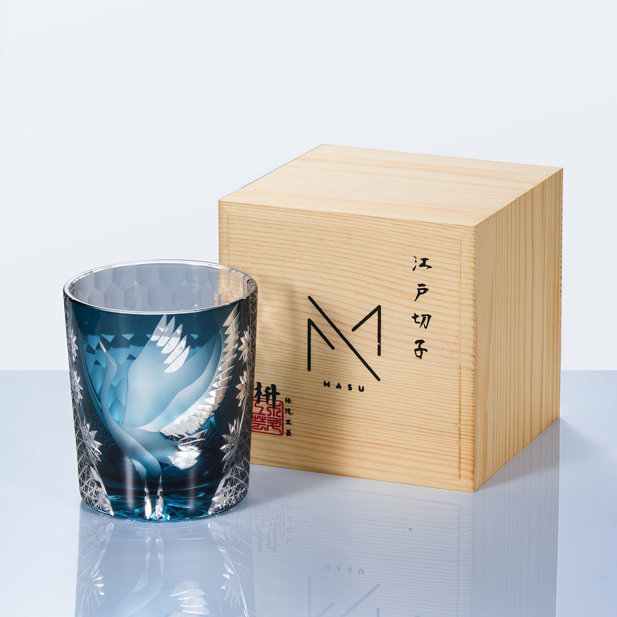 Japanischer Kristallglas-Whiskybecher mit Kranich-Motiv und Geschenkbox für Spirituosen und Cocktails | Thomler