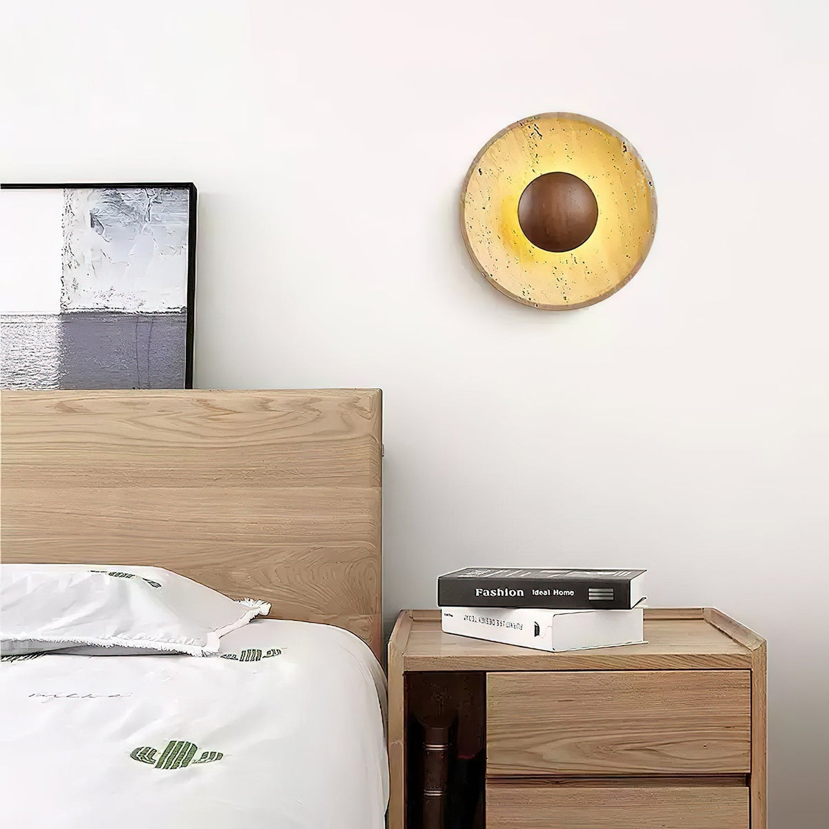 Runde Wandleuchte aus Stein & Holz – Stimmungsvolle Wandbeleuchtung für Schlafzimmer, Eingangsbereich & Wohnzimmer – Leuchte mit natürlicher Textur und sanftem, diffusem Licht – Moder | Thomler