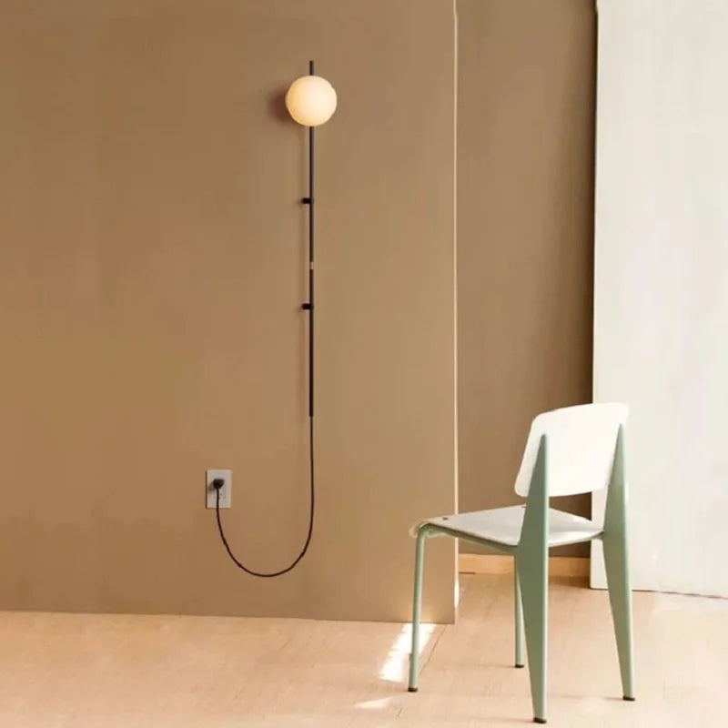 Wandlamp met stekker en verstelbare arm voor slaapkamer, woonkamer, hal, kantoor, zwart/wit, modern minimalistisch leeslamp-armatuur, eenvoudig | Thomler