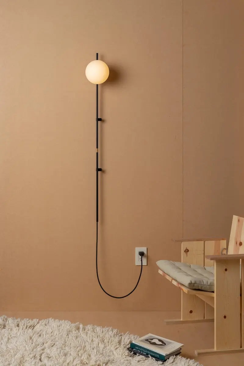 Wandlamp met stekker en verstelbare arm voor slaapkamer, woonkamer, hal, kantoor, zwart/wit, modern minimalistisch leeslamp-armatuur, eenvoudig | Thomler