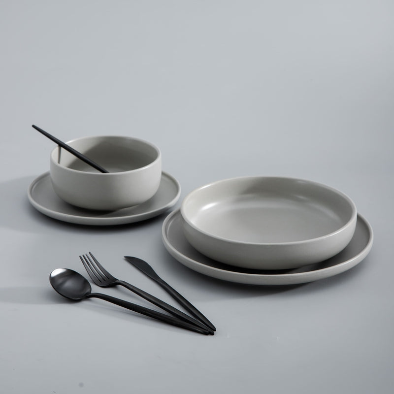 Titanium-Coated Stainless Steel Flatware Set – 18/10 Premium Dinnerware Service for Everyday Dining & Special Occasions | Thomler