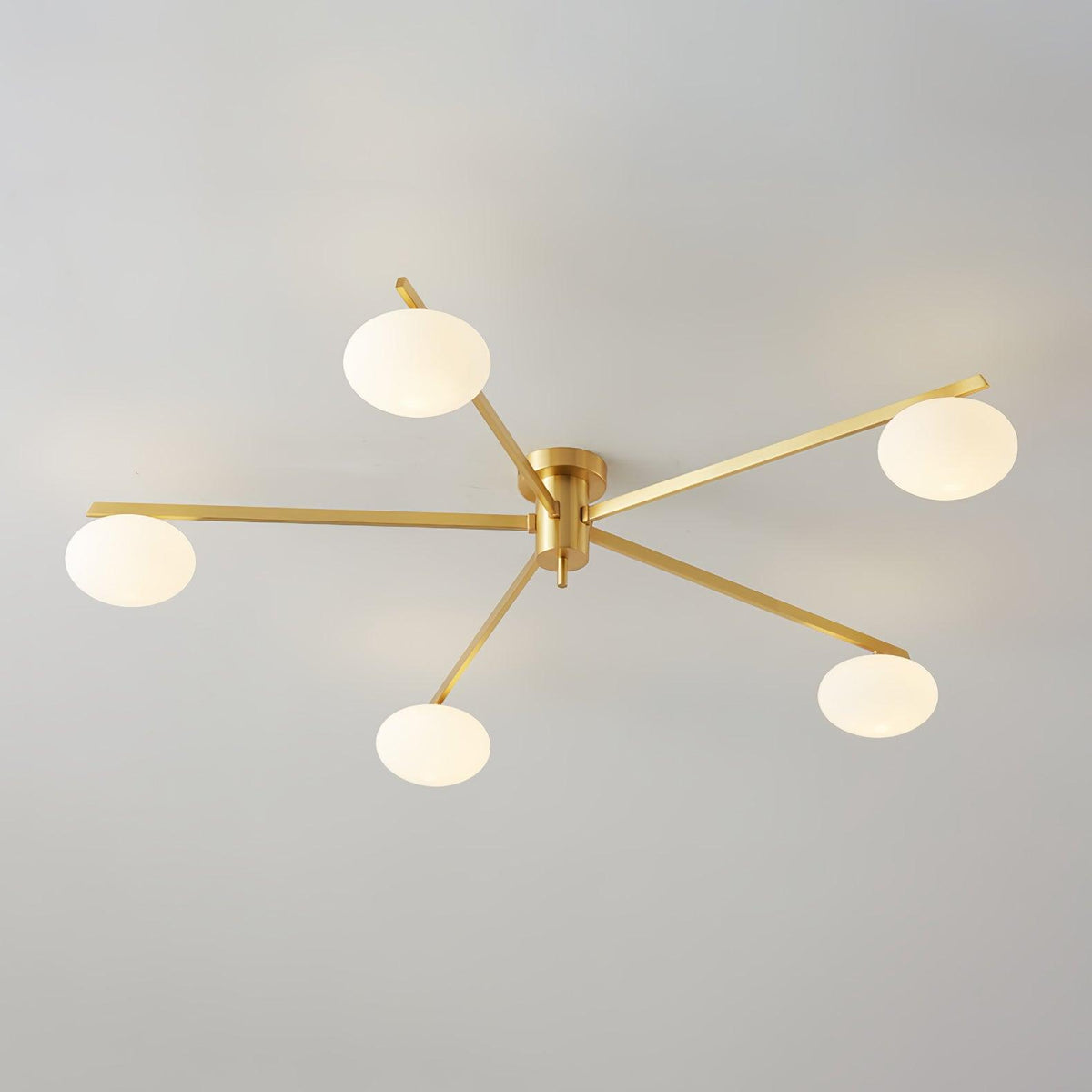 Lámpara de techo semiempotrada ajustable con brazos múltiples y globos esmerilados para comedor, cocina o sala de estar | Estructura en negro o latón, casquillo G9 | Thomler