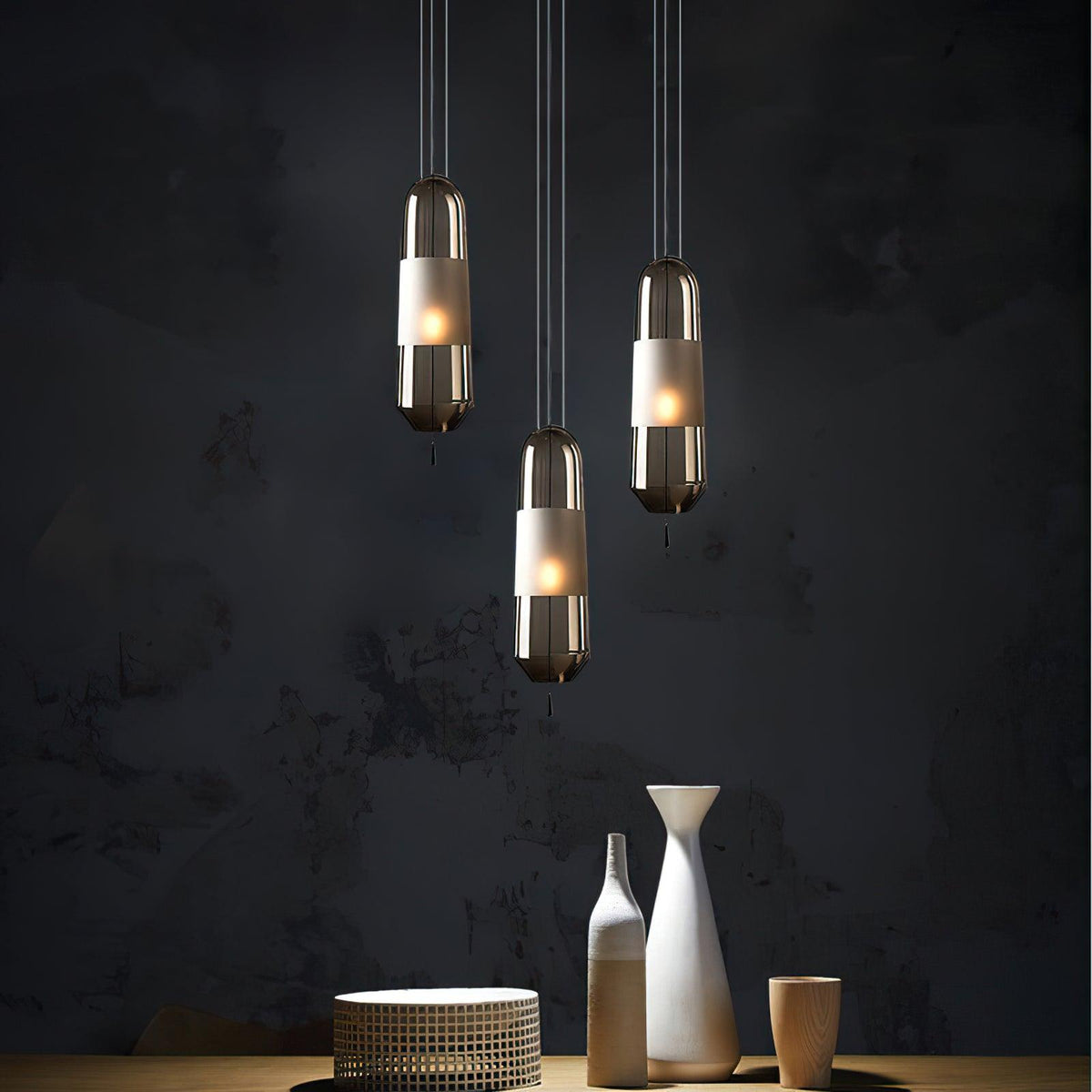 Lámpara colgante con pantalla de cristal, casquillo E14, para iluminación de isla de cocina y comedor, 5 pulgadas de ancho, cable ajustable de 15 pulgadas de caída | Thomler