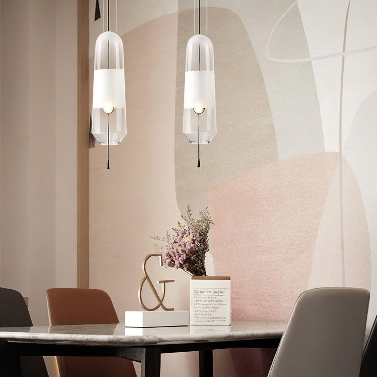 Lámpara colgante con pantalla de cristal, casquillo E14, para iluminación de isla de cocina y comedor, 5 pulgadas de ancho, cable ajustable de 15 pulgadas de caída | Thomler