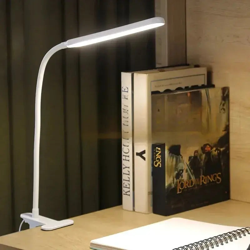 USB-Clip-on-Schreibtischlampe mit flexiblem Schwanenhals und Dimmer für Homeoffice, Lesen und Nachttisch | Thomler