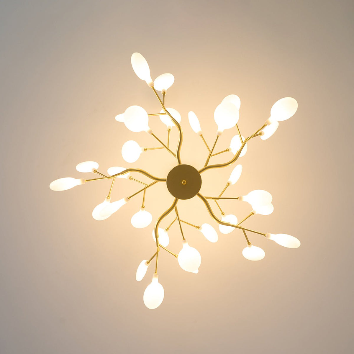 Lámpara de araña de ramas acrílicas con luces LED ajustables para comedor y entrada - de 30 a 63 ramas de luz - Regulable, acabado en metal dorado o negro