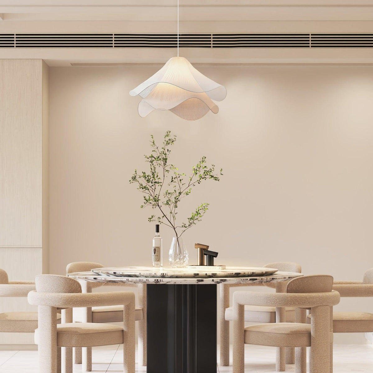 Lámpara colgante de pétalos de flores en capas, blanca y dorada, 24 pulgadas de diámetro, altura ajustable para comedor, cocina, dormitorio, sobre la mesa o isla | Thomler