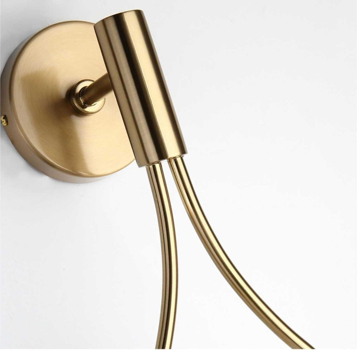 Metalen wandlamp met minimalistisch lineair ontwerp voor slaapkamer, woonkamer en hal – Modern Scandinavisch armatuur in zwart, goud | Thomler