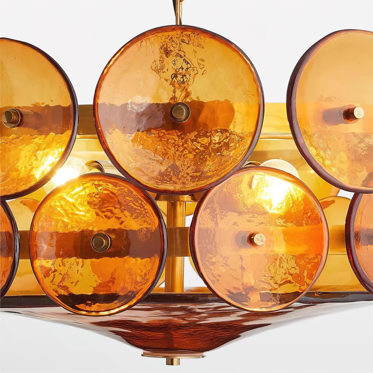 Kronleuchter aus geschichteten Glasscheiben mit verstellbarer Höhe – Warmes Metallic-Finish für Esszimmer, Wohnbereiche & Eingangsbereiche | Thomler
