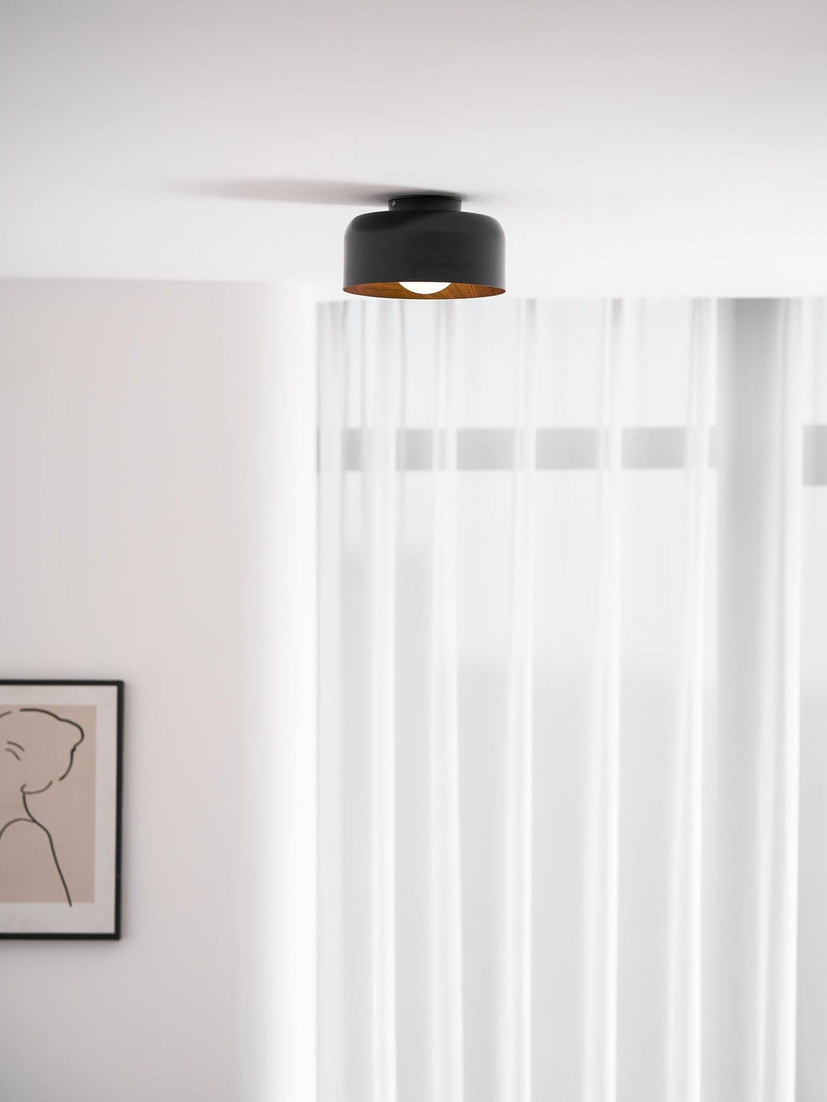 Flush Mount Ceiling Light Fixture for Bedroom Hallway Small Rooms 9 in Round LED Glass Shade with Wood Grain Interior Modern Accent for Livi | Thomler