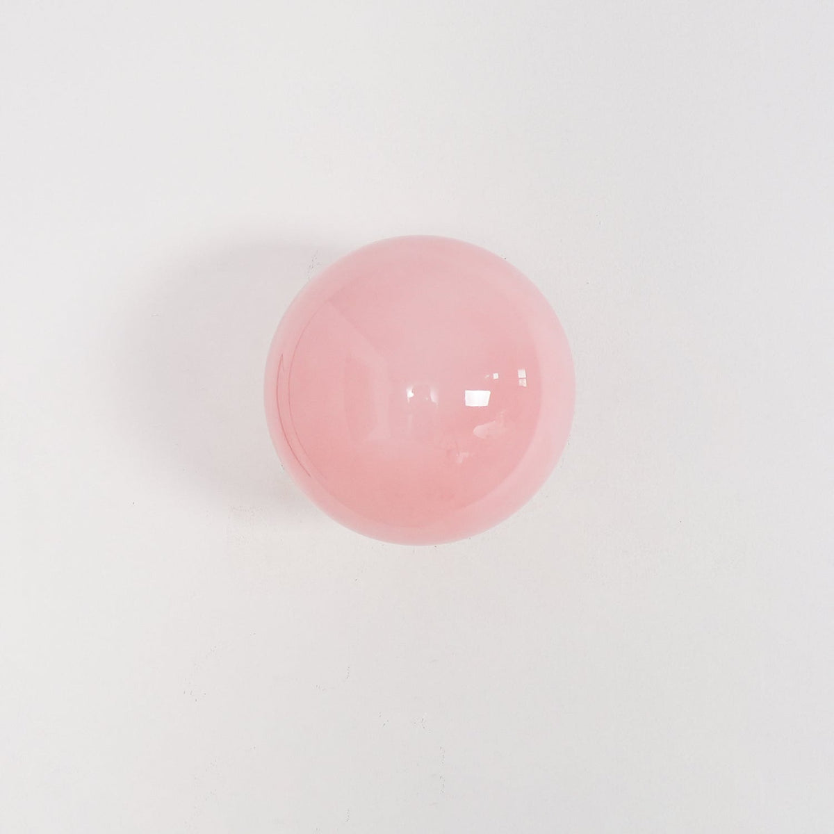 Aplique de cristal rosa ajustable con marco de metal para dormitorio, pasillo y sala de estar | Lámpara de techo y pared para interiores con base E26 E27 | Thomler