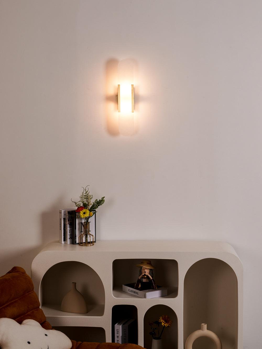 Aplique de alabastro hecho a mano con detalle en latón, lámpara de pared de 14 pulgadas para dormitorio, pasillo, sala de estar, accesorio interior, LED G4, piedra alargada moderna