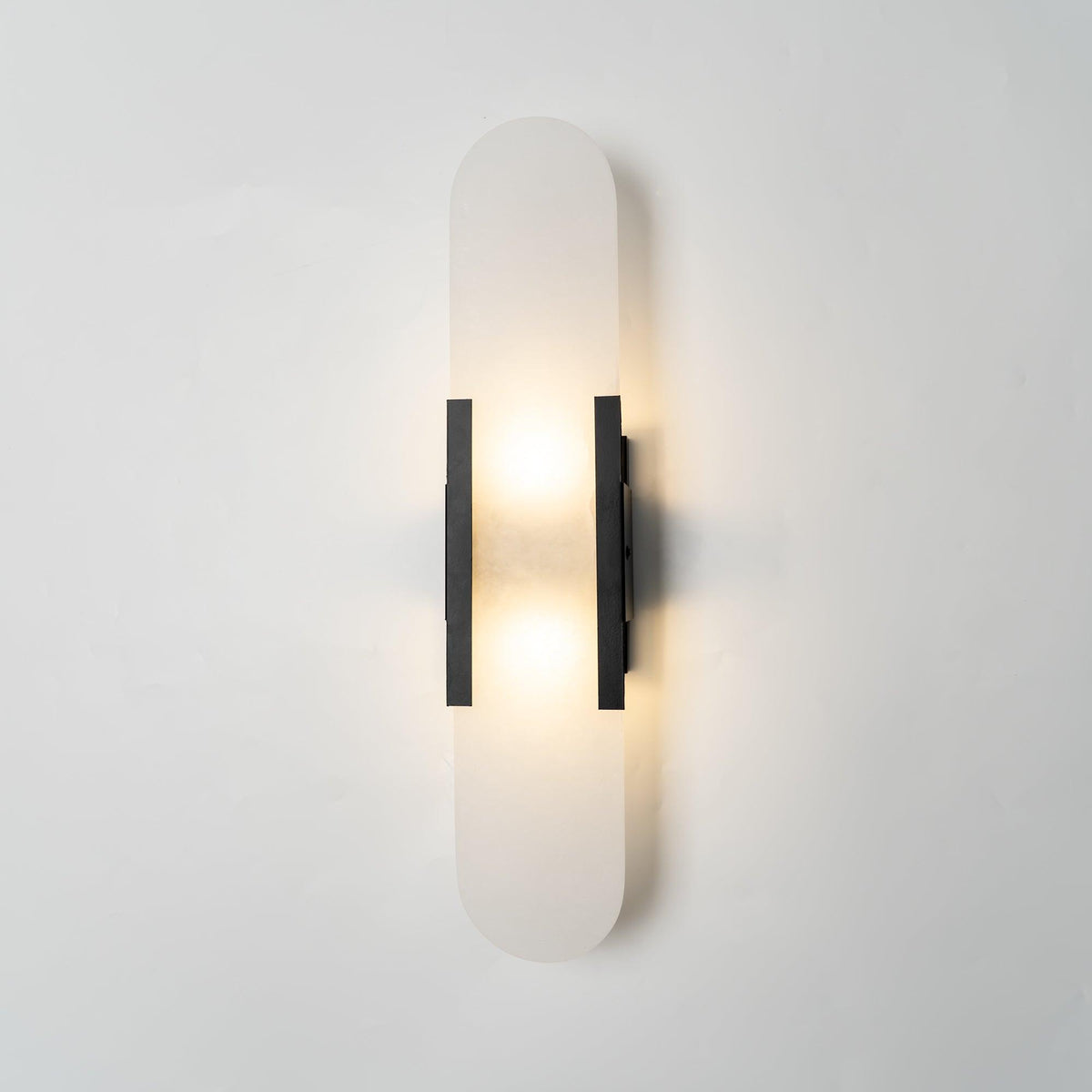 Aplique de alabastro hecho a mano con detalle en latón, lámpara de pared de 14 pulgadas para dormitorio, pasillo, sala de estar, accesorio interior, LED G4, piedra alargada moderna