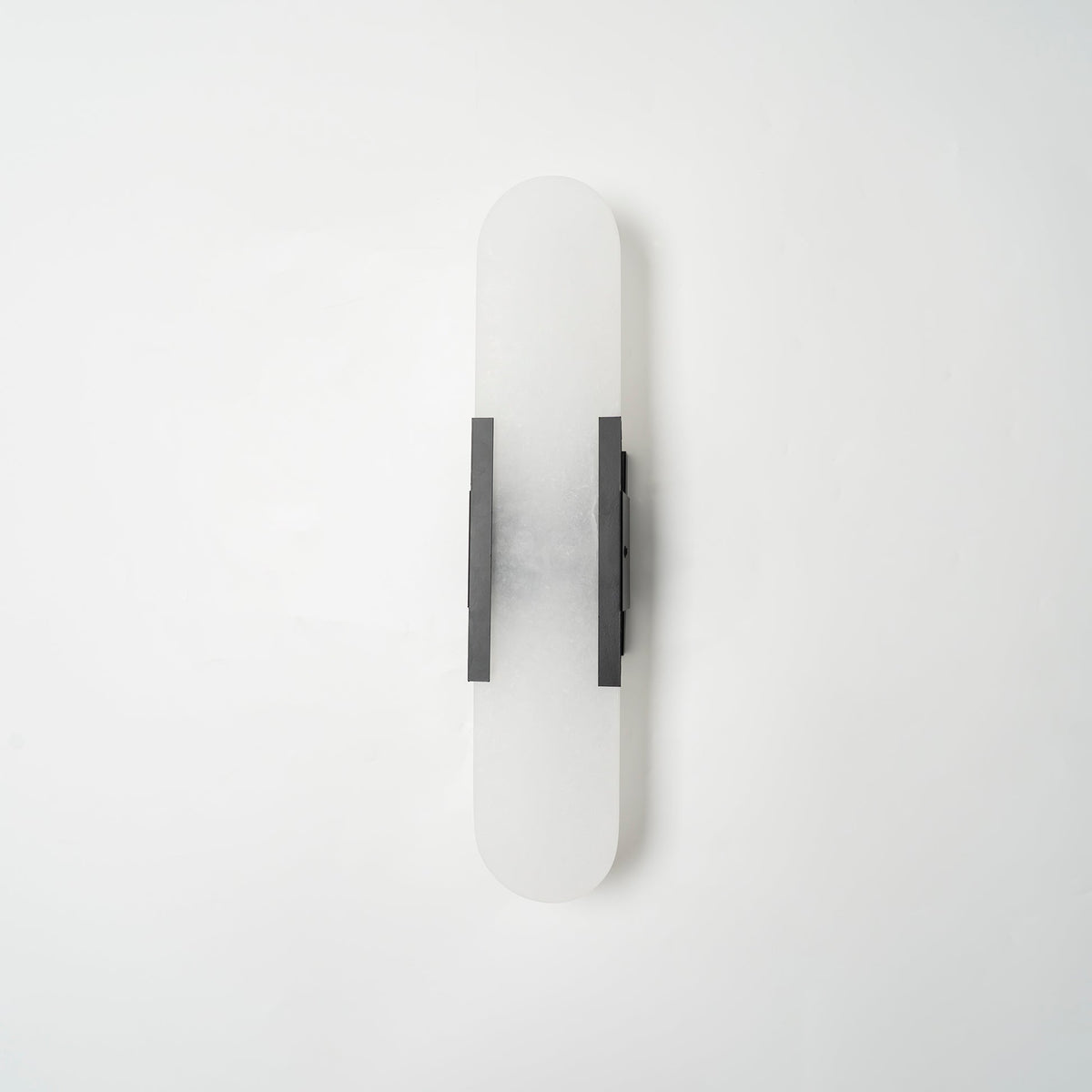 Aplique de alabastro hecho a mano con detalle en latón, lámpara de pared de 14 pulgadas para dormitorio, pasillo, sala de estar, accesorio interior, LED G4, piedra alargada moderna