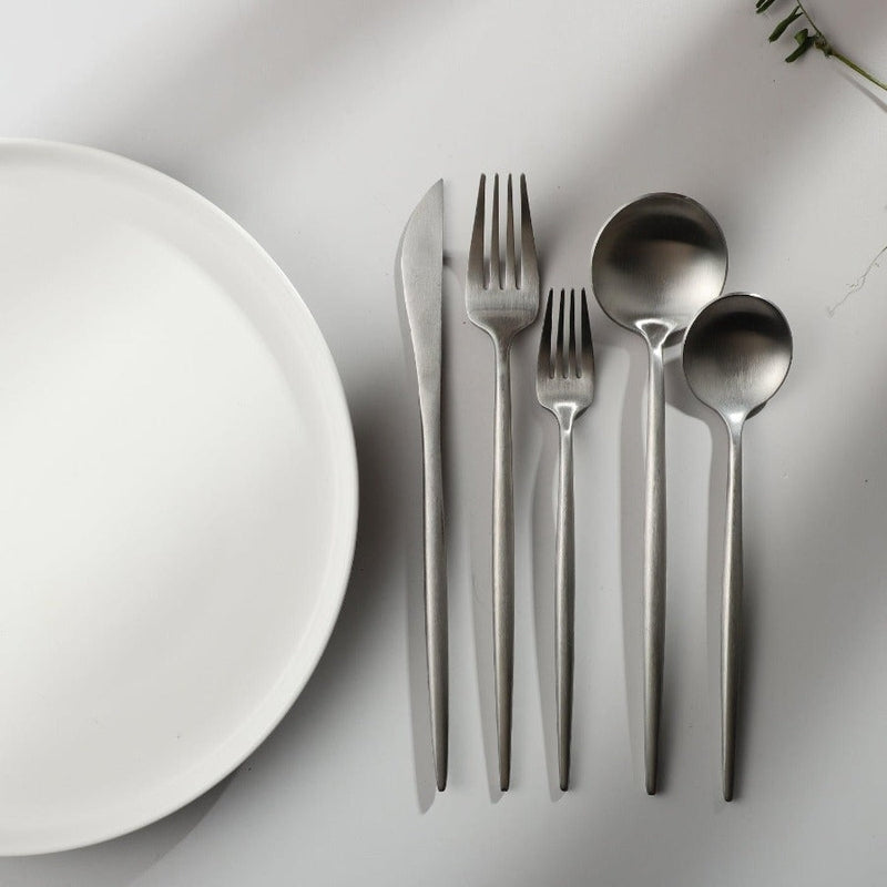 Titanium-Coated Stainless Steel Flatware Set – 18/10 Premium Dinnerware Service for Everyday Dining & Special Occasions | Thomler
