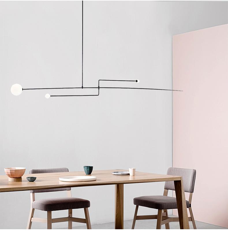 Lámpara de techo escultural con difusores de vidrio opalino, acabado en negro y latón, diseño de múltiples brazos para comedor, vestíbulo, lámpara de techo moderna