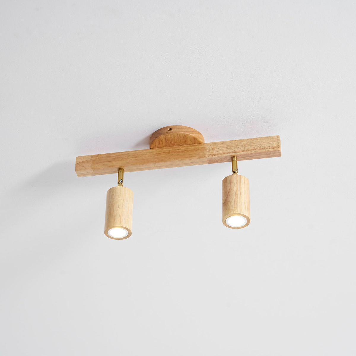 Foco de riel con múltiples cabezales y pantallas de madera para cocina, comedor y sala de estar | Lámpara LED ajustable para riel | Techo rústico de granja