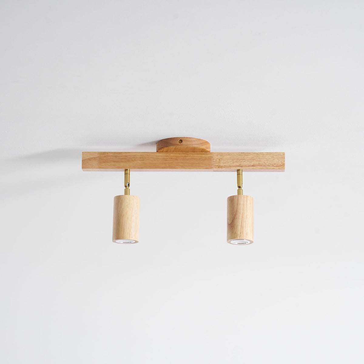 Foco de riel con múltiples cabezales y pantallas de madera para cocina, comedor y sala de estar | Lámpara LED ajustable para riel | Techo rústico de granja
