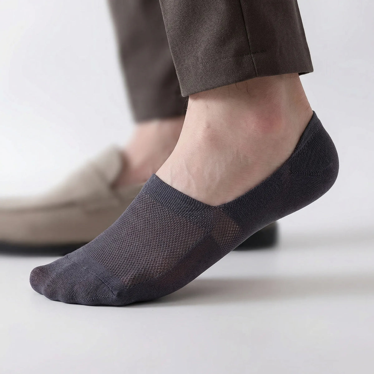 Low-Cut No-Show Socks with Grip Heel for Men – Invisible Under Sneakers & Loafers – Breathable Mesh – 6 Colors | Thomler