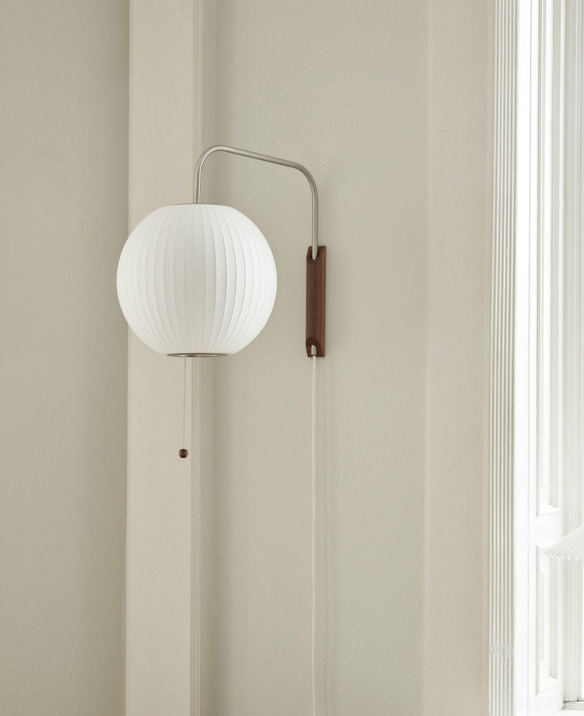 Draaibare bolwandlamp met verstelbaar snoer 40 cm in walnoot chroom afwerking plug-in led-wandlamp voor slaapkamer kantoor woonkamer
