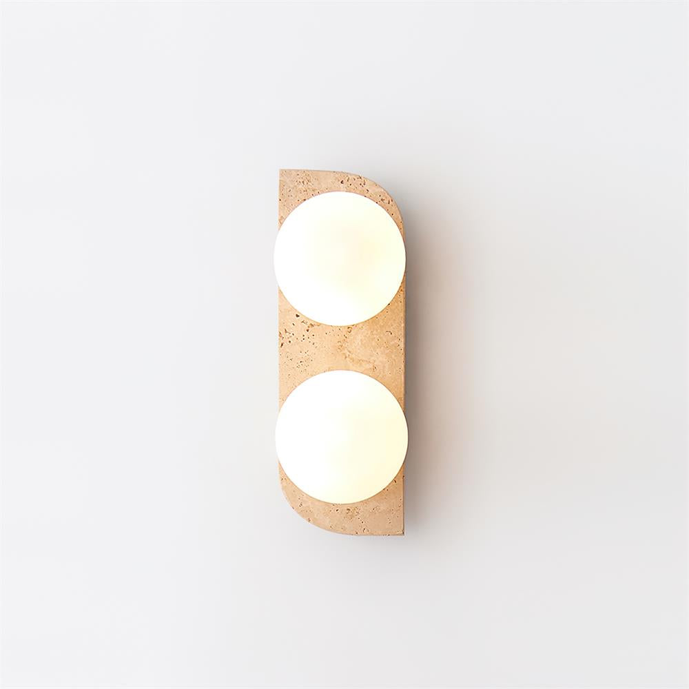 Wandleuchte aus Naturstein mit Glaskugel, G9-Fassung, beige, neutrales Ambiente-Licht für Eingangsbereich, Badezimmer, Schlafzimmer, modernes minimalistisches Wohndesign | Thomler