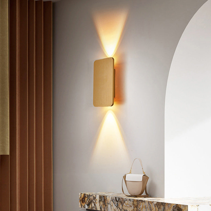 Rechthoekige metalen led-wandlamp voor slaapkamer en woonkamer – Moderne bedrade binnenverlichting met warme gloed in goud, zwart, wit Gr | Thomler