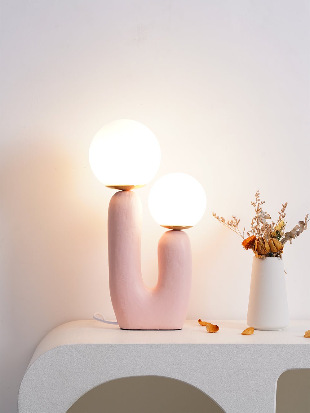 Hedendaagse G9 nachtkastlamp met glazen kap, 25 cm diameter, sculpturale polymeer bureaulamp voor thuiskantoor, slaapkamer, nachtkastje en lezen | Thomler