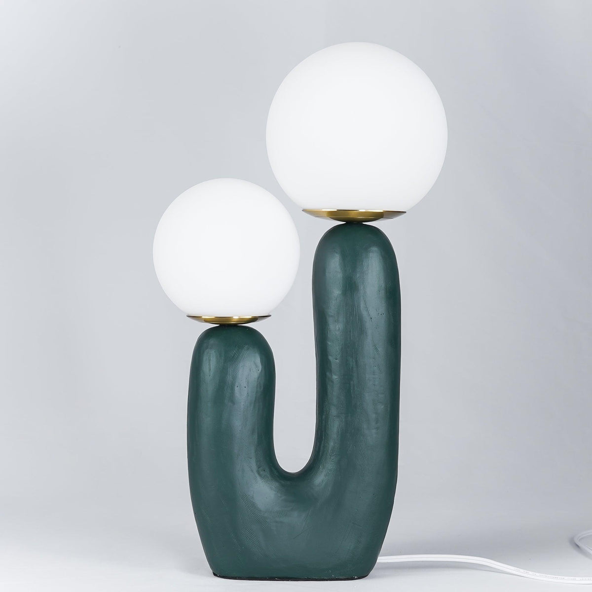 Hedendaagse G9 nachtkastlamp met glazen kap, 25 cm diameter, sculpturale polymeer bureaulamp voor thuiskantoor, slaapkamer, nachtkastje en lezen | Thomler