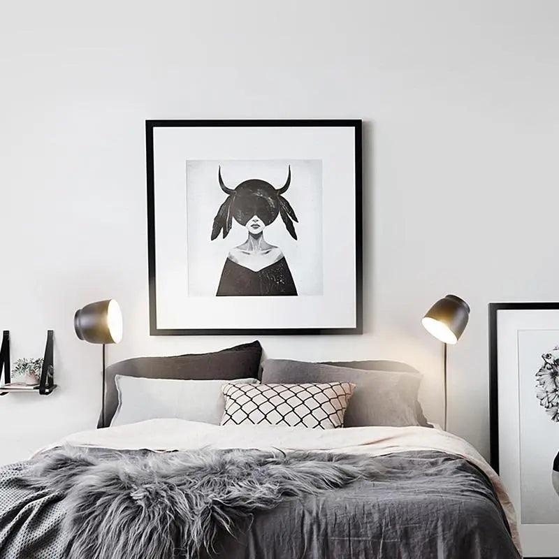 Wandlamp met snoer en stekker voor slaapkamer, woonkamer, hal | Moderne sfeerverlichting voor in huis | Eenvoudige installatie zonder bedrading | Thomler