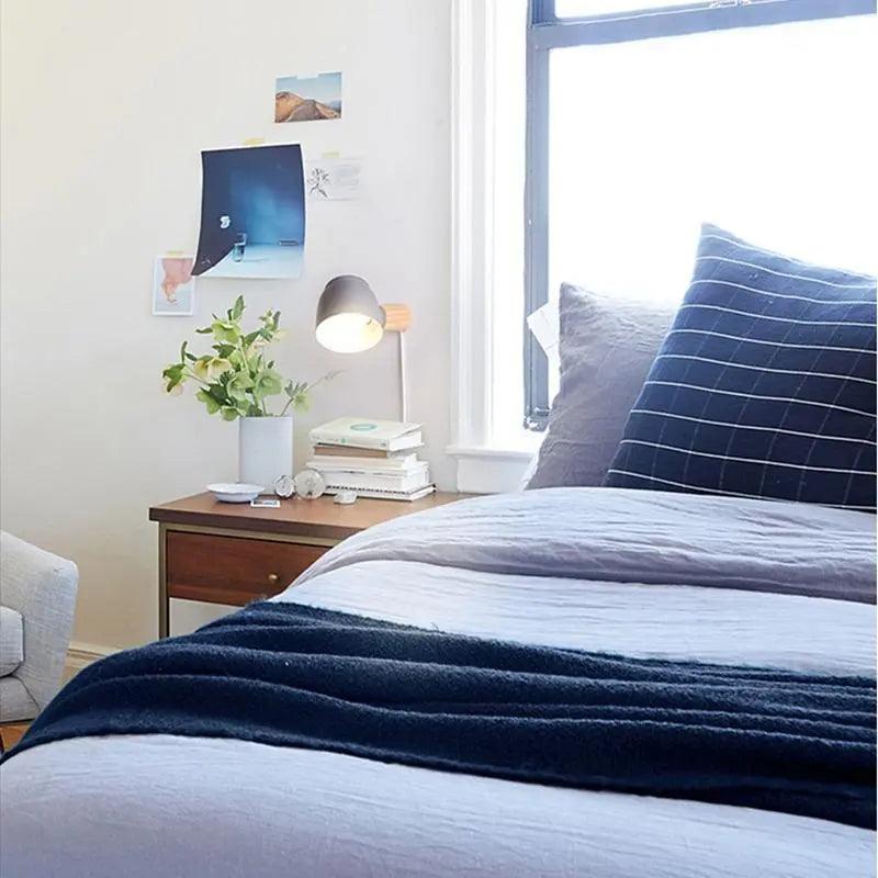 Wandlamp met snoer en stekker voor slaapkamer, woonkamer, hal | Moderne sfeerverlichting voor in huis | Eenvoudige installatie zonder bedrading | Thomler