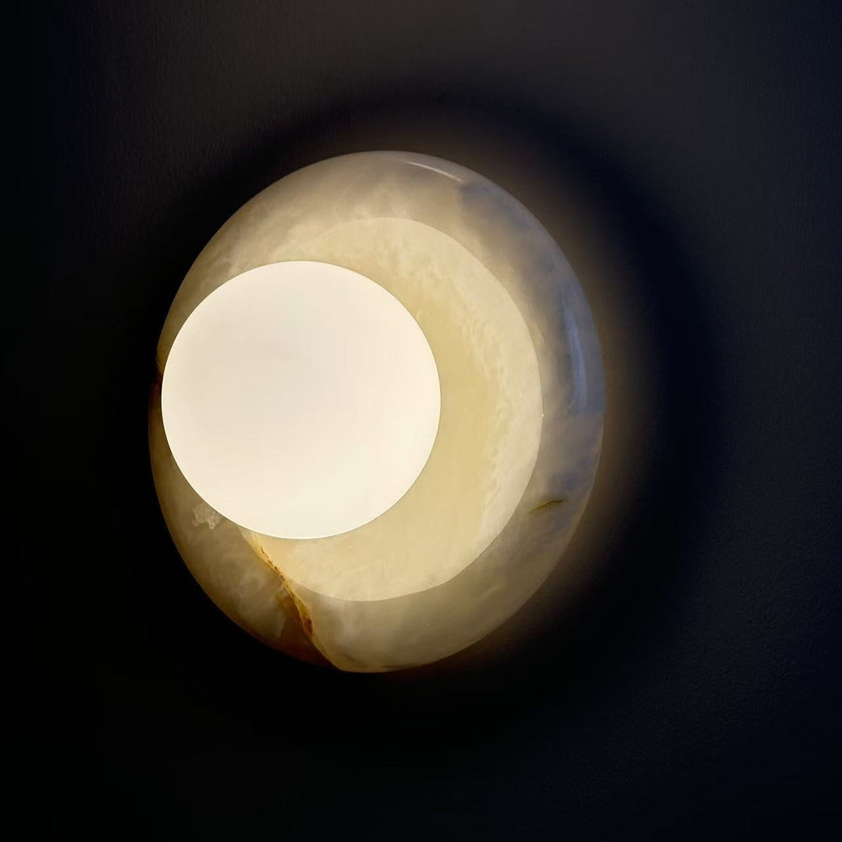 Round Glass Sconce with Natural Stone Backplate – 8-Inch Contemporary Fixture for Entryways, Bedrooms & Corridors