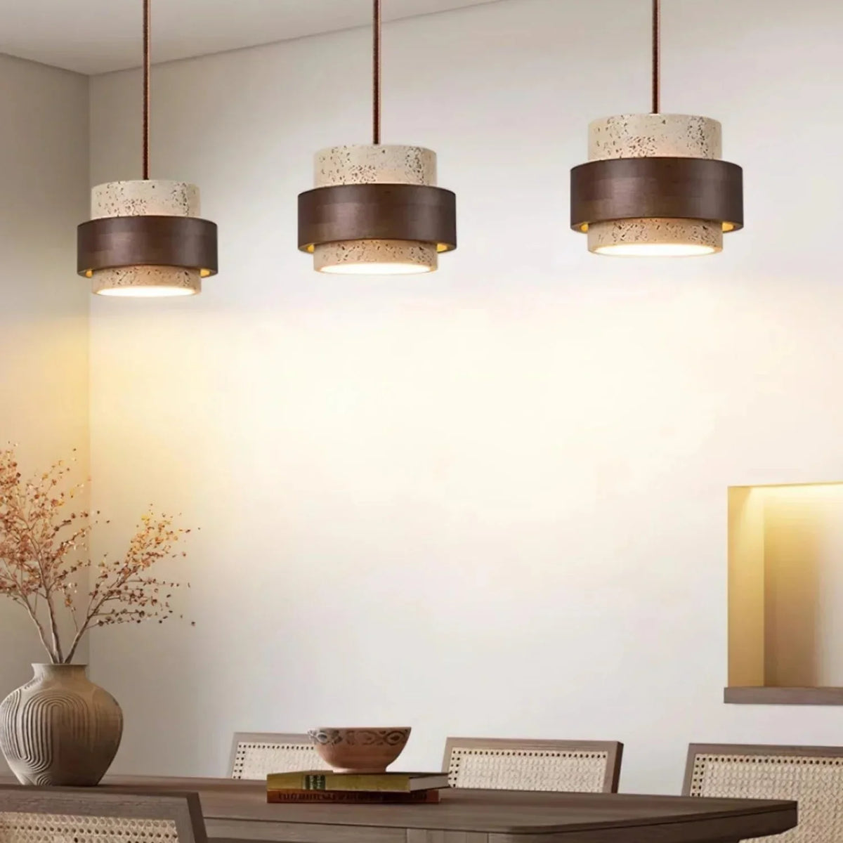 Hängeleuchte aus Naturstein mit Walnuss-Akzent & verstellbarem 150-cm-Kabel für Esstisch, Küchentheke & moderne Wohnräume | Thomler