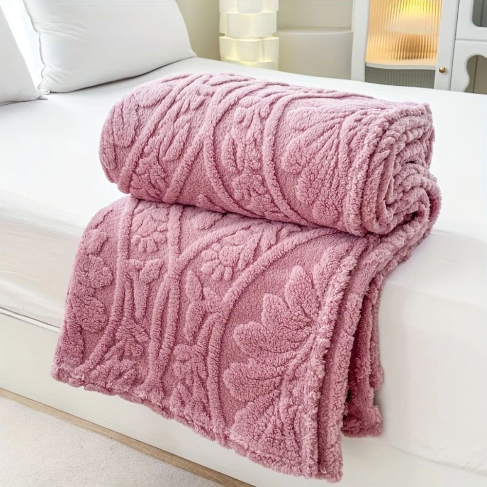 Geometric Jacquard Microfiber Throw Blanket – Lightweight Layering for Couch, Bed & Chair