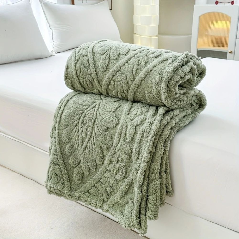 Geometric Jacquard Microfiber Throw Blanket – Lightweight Layering for Couch, Bed & Chair