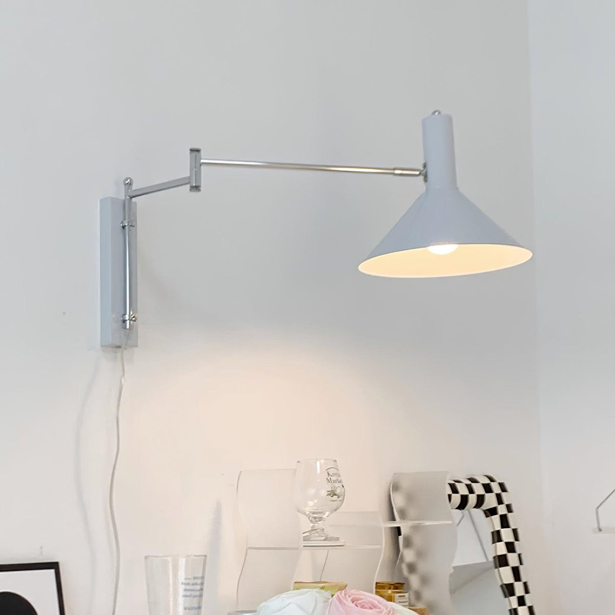 Rotating Sconce with Pivoting Head for Bedroom, Bathroom & Hallway – Metal Fixture in White, Black, Red – 10-Inch Adjustable Design | Thomler
