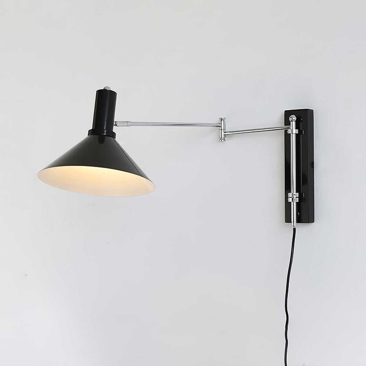 Rotating Sconce with Pivoting Head for Bedroom, Bathroom & Hallway – Metal Fixture in White, Black, Red – 10-Inch Adjustable Design | Thomler