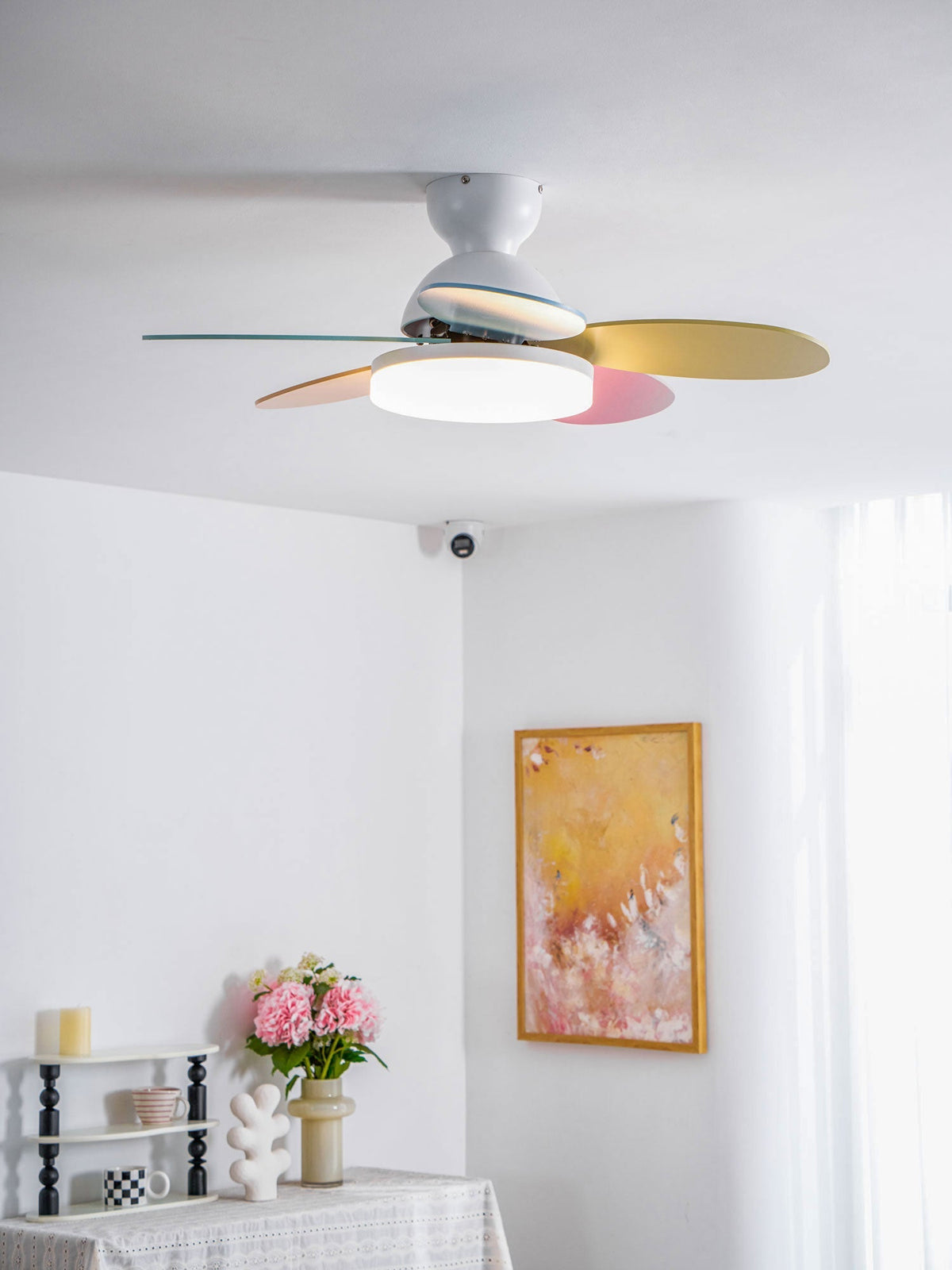 Ventilador de techo para interiores con luz LED, 35 pulgadas, aspas de madera con diseño curvo, 6 velocidades, control remoto, motor de CC para sala de estar, dormitorio, comedor, gris