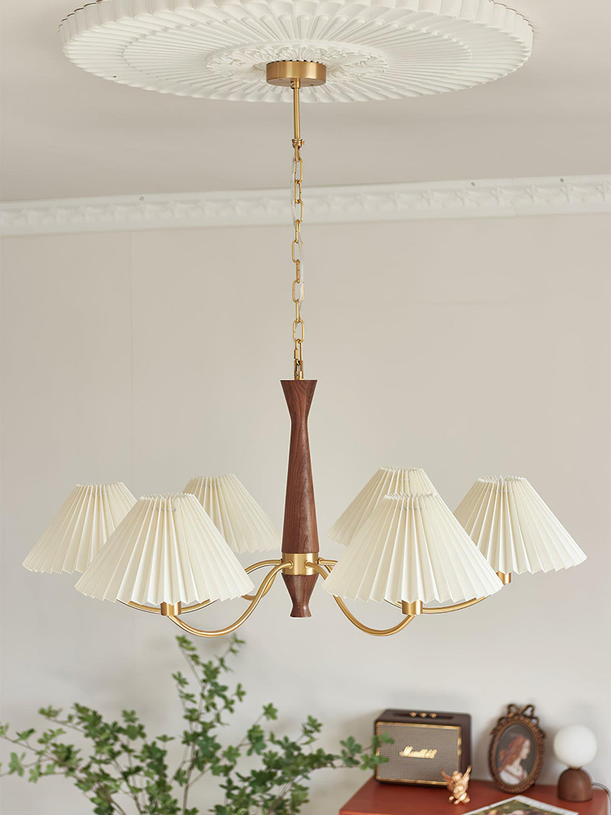 Overheadstoffen kaparmatuur met gebogen armen voor eettafels & open keukens – Essenhout & ijzeren frame met verstelbare ketting in beige | Thomler