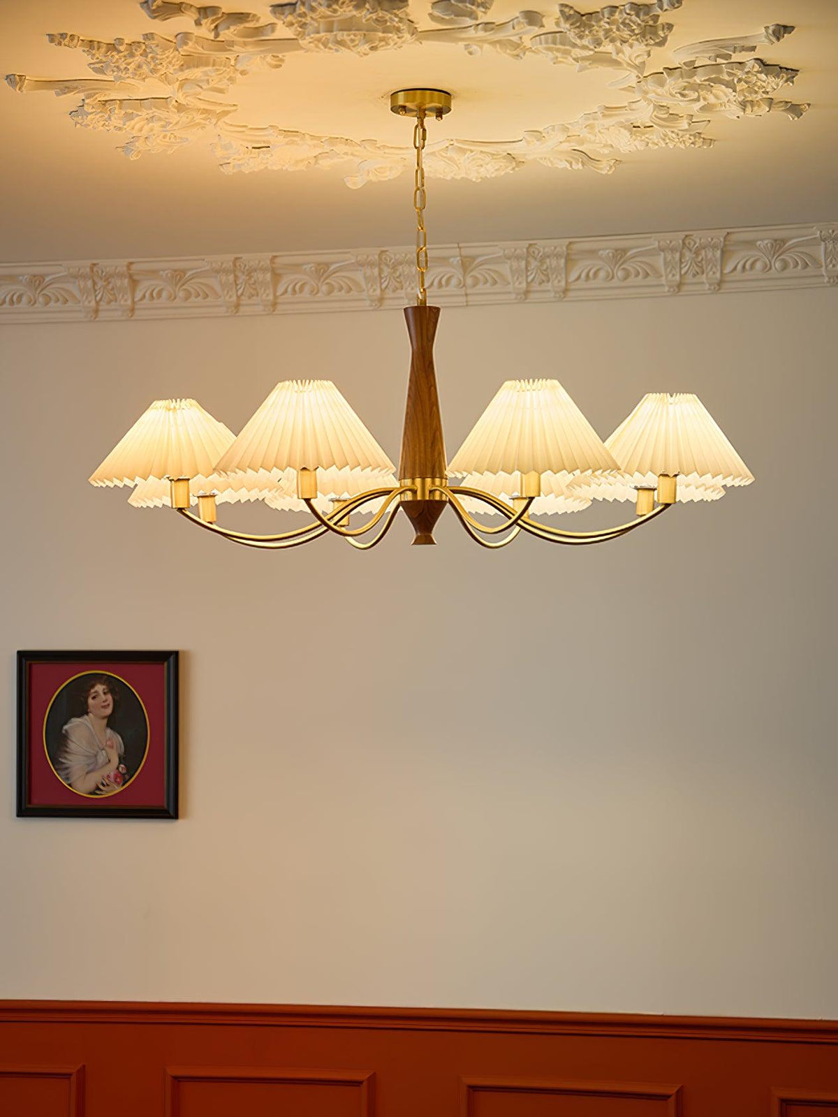 Overheadstoffen kaparmatuur met gebogen armen voor eettafels & open keukens – Essenhout & ijzeren frame met verstelbare ketting in beige | Thomler