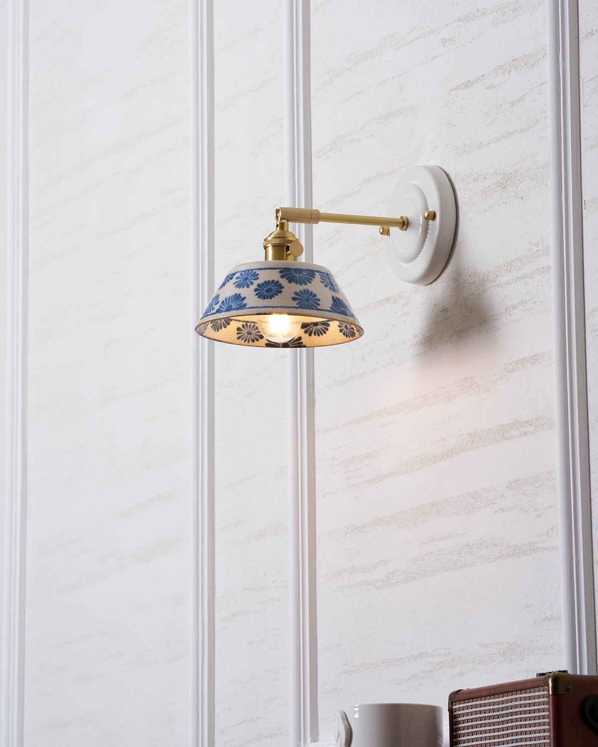 Ceramic Sconce with Brass Hardware in Blue & White – Hardwired E26 Socket for Bathroom, Bedroom & Hallway Accent Lighting | Thomler